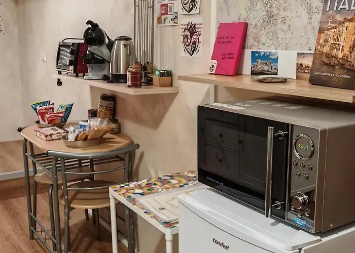 Betti House Vasca Idromassaggio Metro C Alessandrino - Colosseo E Trenino Laziali-termini -betti House *